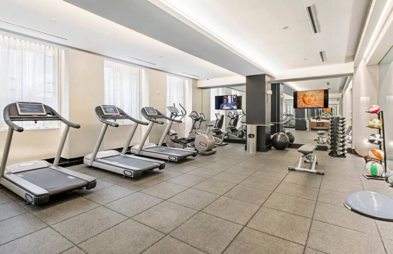 413 E 50th St #1058802P - Photo 5 of 15