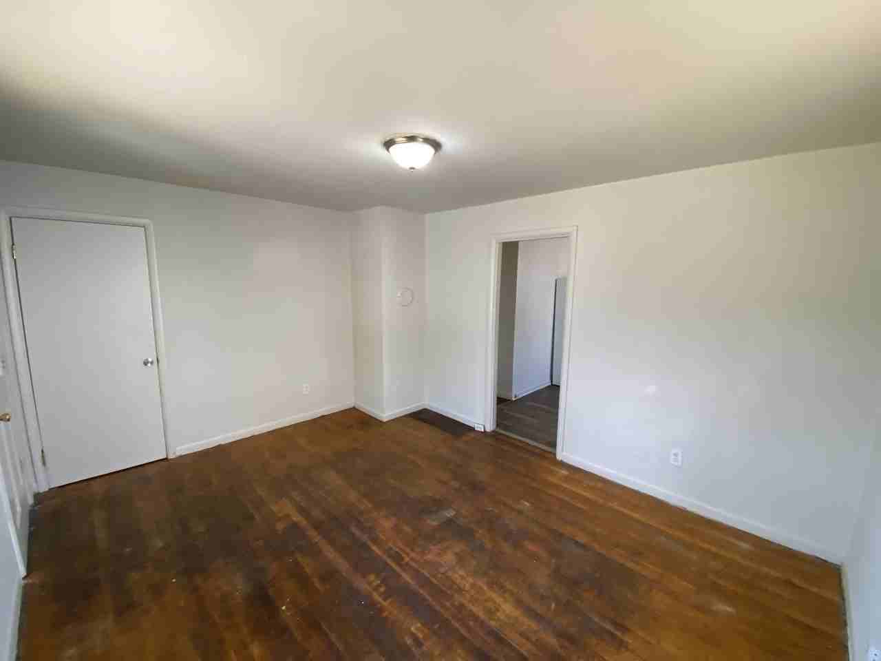 209 Frazier Street - Photo 3 of 18