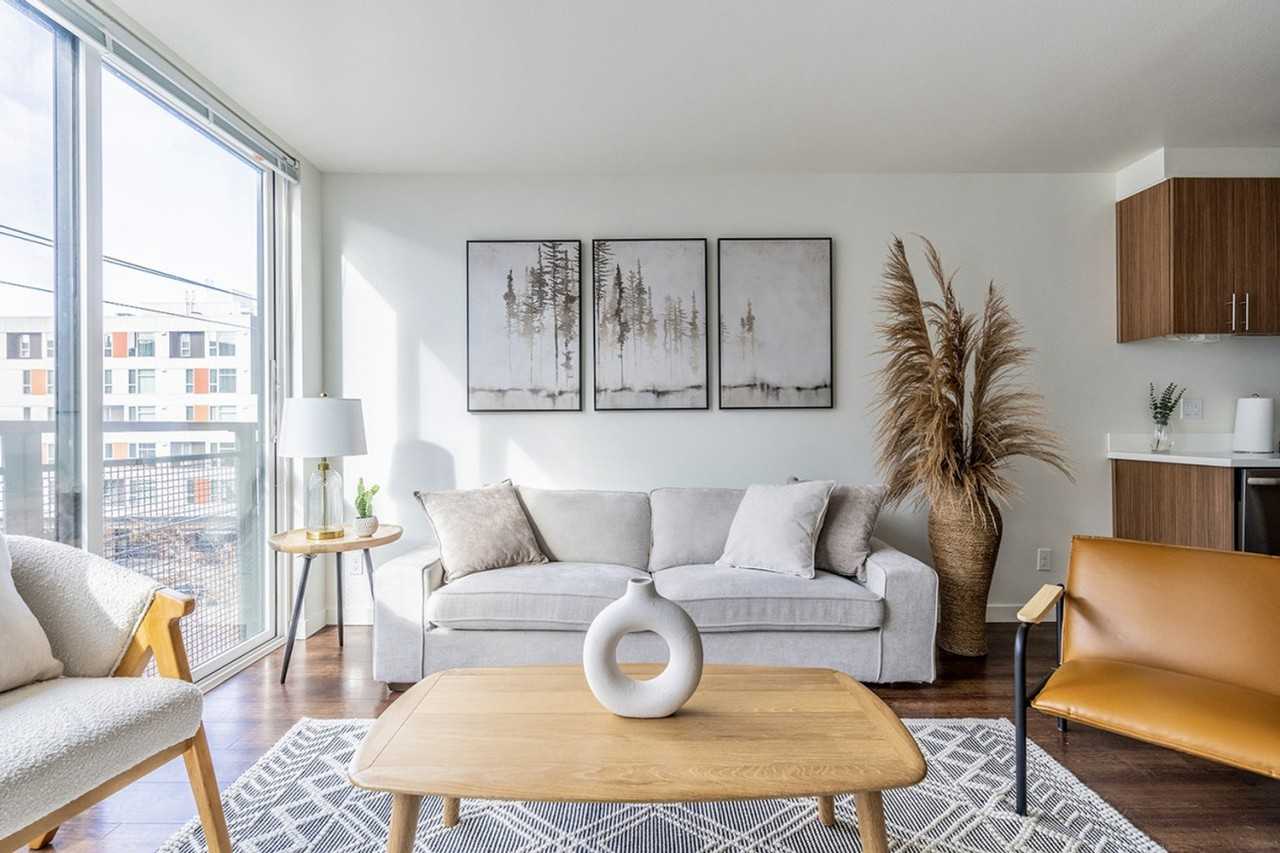 2407 E Union St #1364266P - Photo 2 of 29