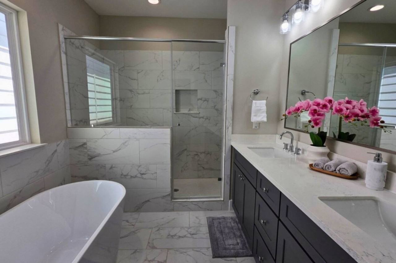 8326 Curry Rd #1227052P - Photo 4 of 35