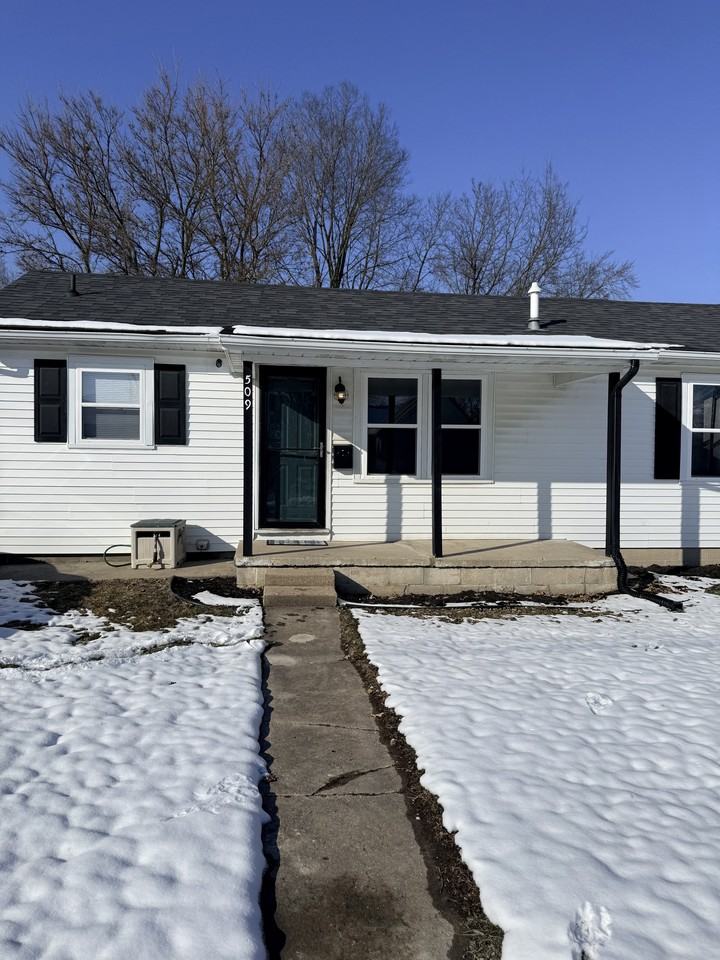 509 East Mill Street - Photo 2 of 26