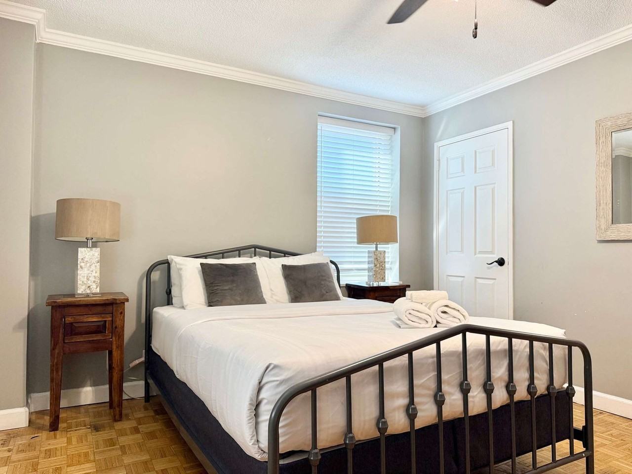 300 Peachtree Road Northeast - Photo 7 of 19