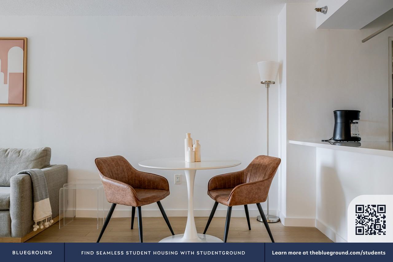 1 Devonshire Pl #1284 - Photo 7 of 30