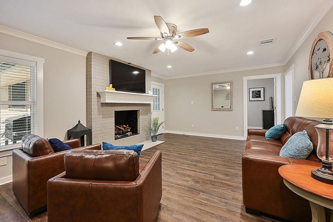 1802 Carter Creek Parkway #1328069P - Photo 2 of 26