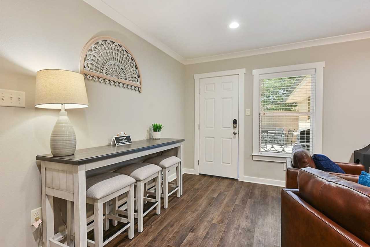 1802 Carter Creek Pkwy #1328069P - Photo 7 of 26