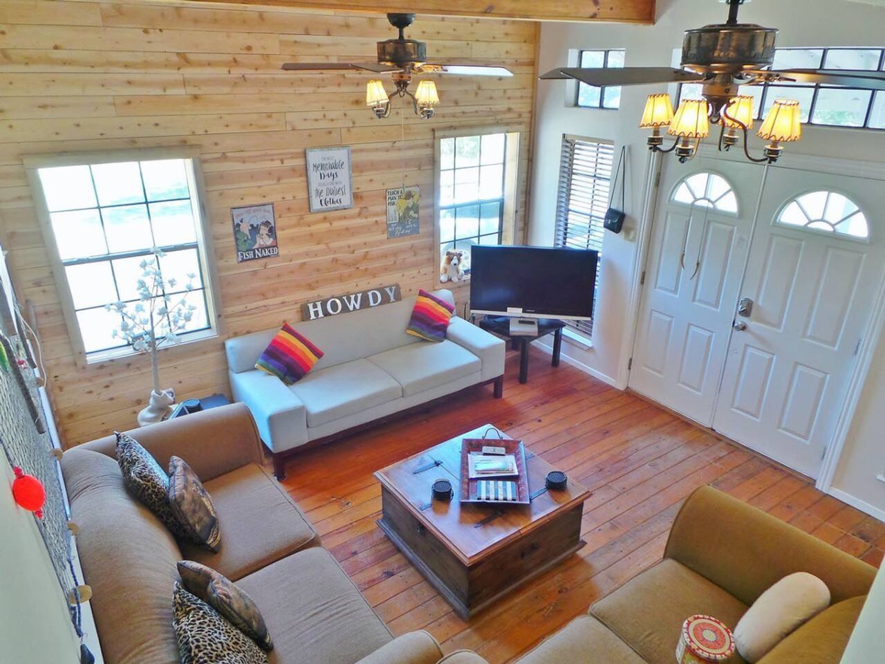 123 Nicole Ln #1328051P - Photo 4 of 48