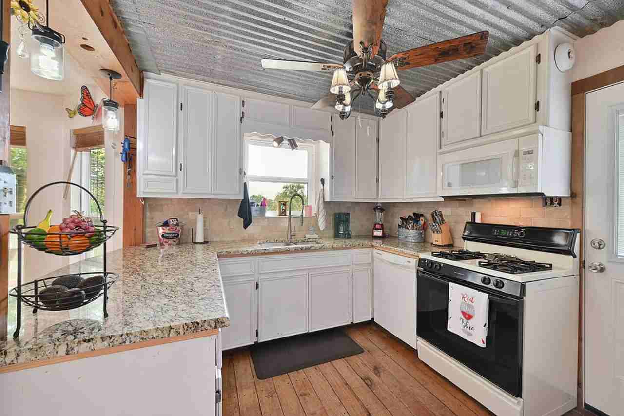 123 Nicole Ln #1328051P - Photo 6 of 48