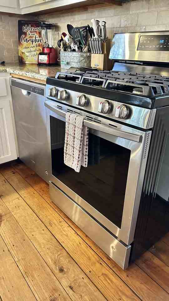 123 Nicole Ln #1328051P - Photo 7 of 48