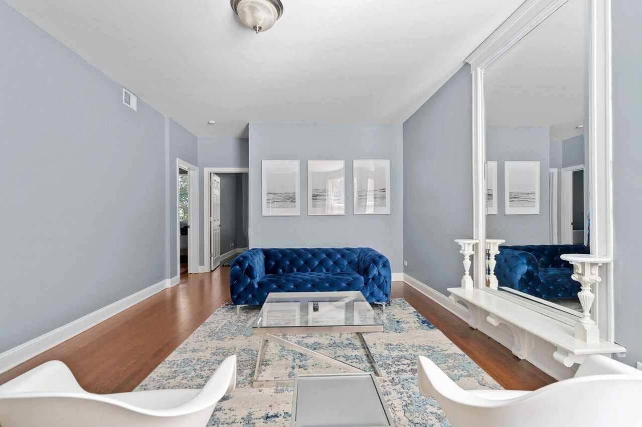 2228 N Bissell St #1359755P - Photo 2 of 13