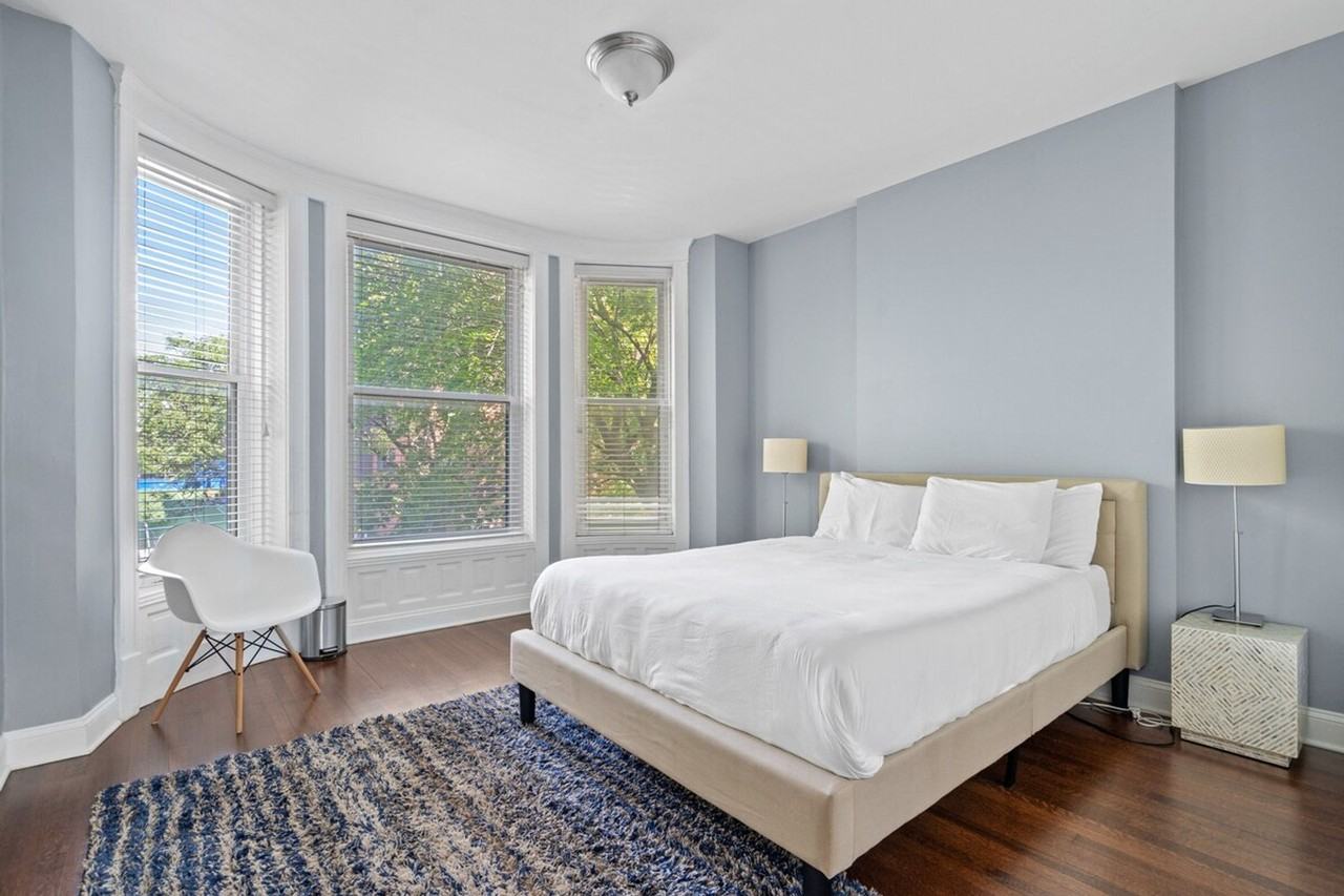 2228 N Bissell St #1359755P - Photo 6 of 13