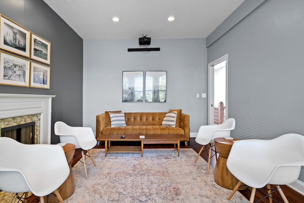 N Fremont St #1359757P - Photo 3 of 16