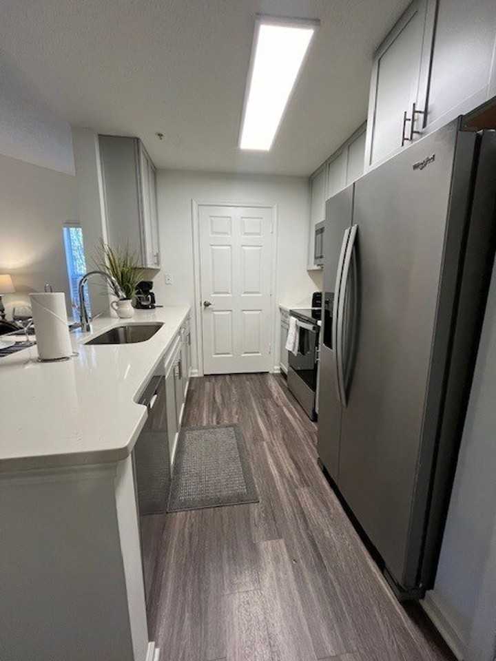 2555 Old Milton Pkwy #1324942P - Photo 3 of 12