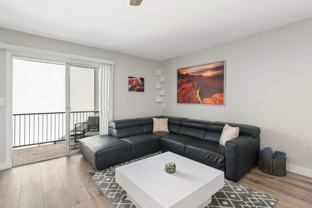 740 W Elm St - Photo 1 of 1
