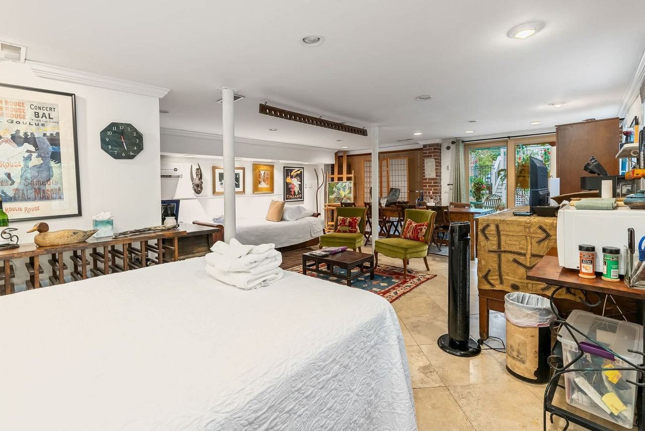 1023 Crawford St #1225518P - Photo 2 of 37