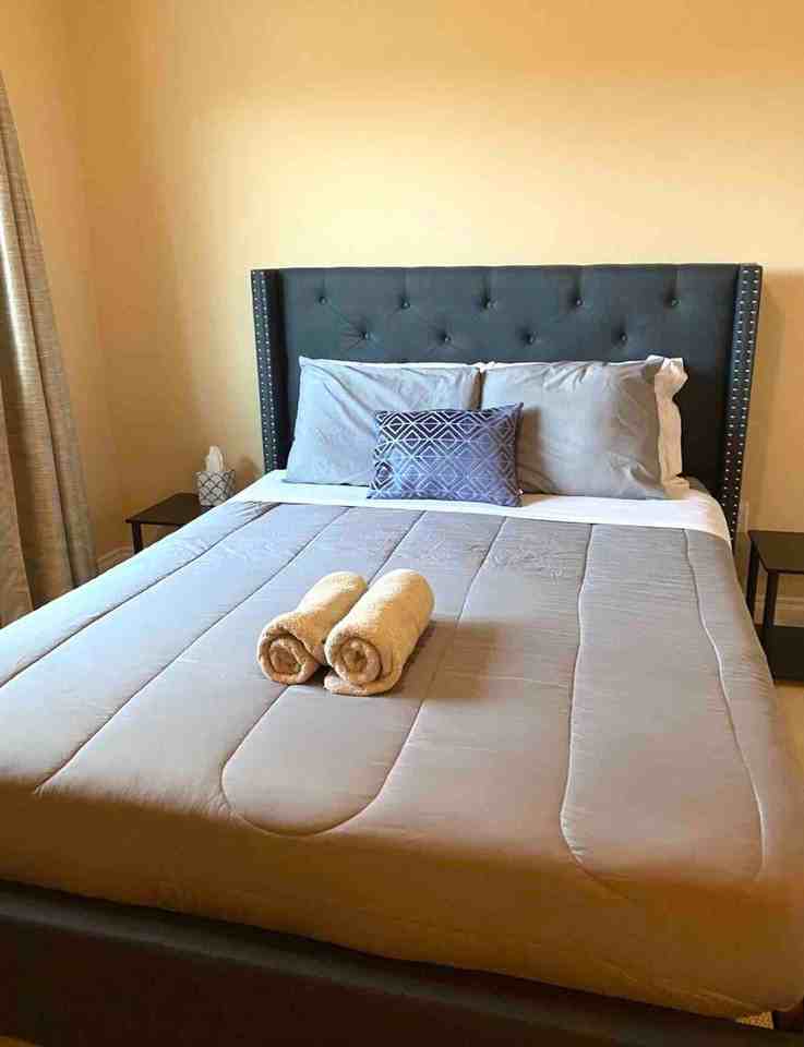 237 W 13th Ave #1284540P - Photo 2 of 10