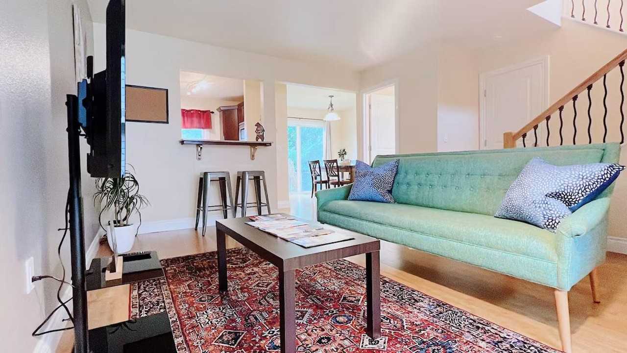 237 W 13th Ave #1284540P - Photo 4 of 10