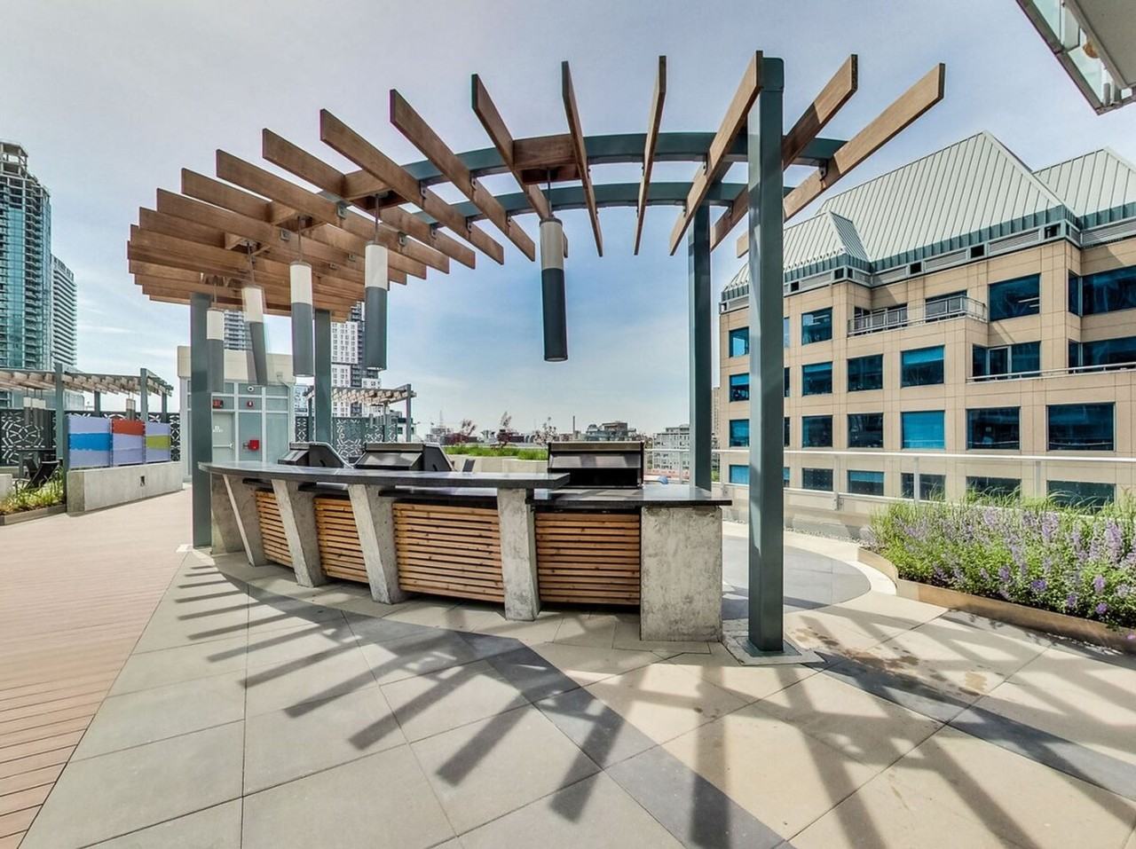 150 Simcoe St #1366313P - Photo 4 of 35