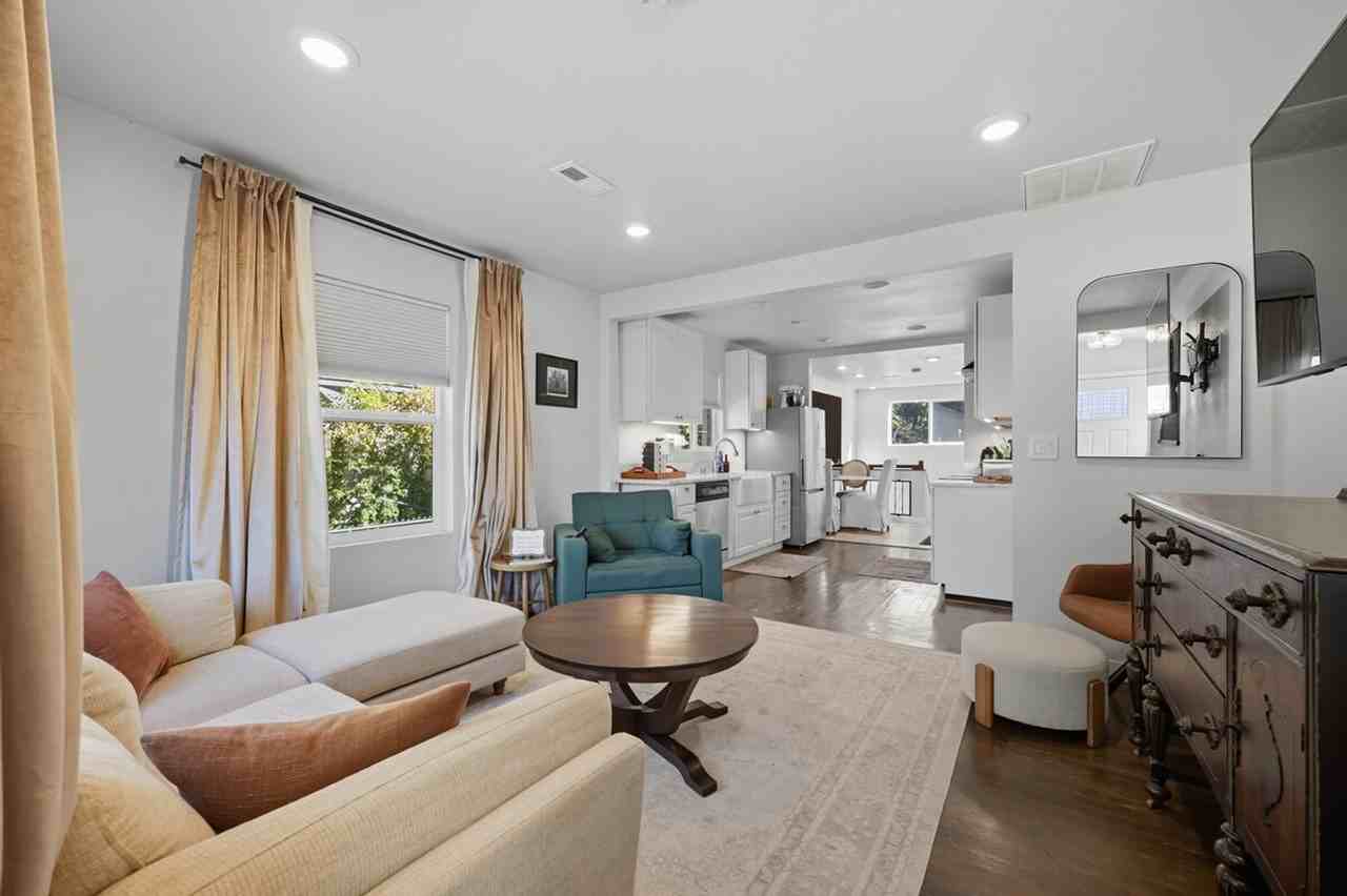 1123 Prosser Ave #1324036P - Photo 3 of 44