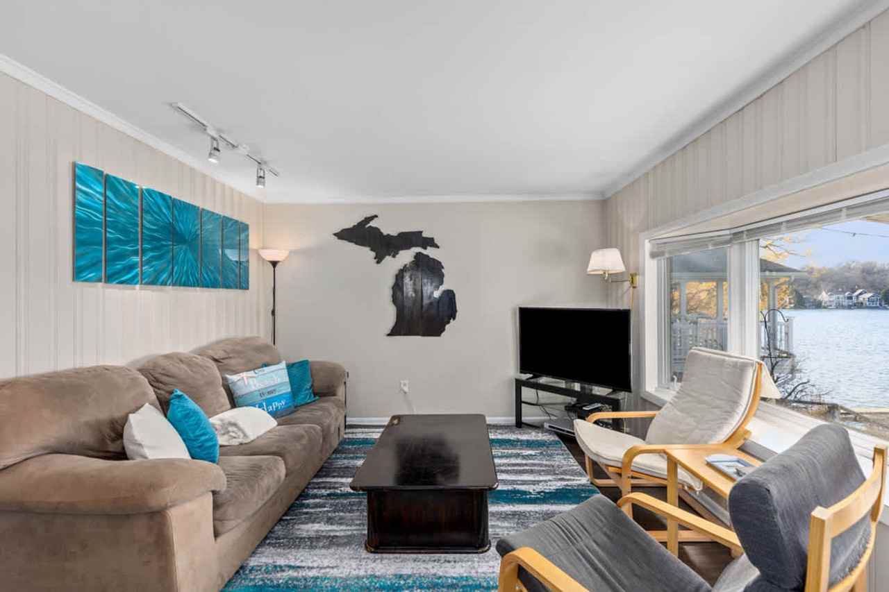 8685 Je Ne Be Dr Ne #1364137P - Photo 2 of 23