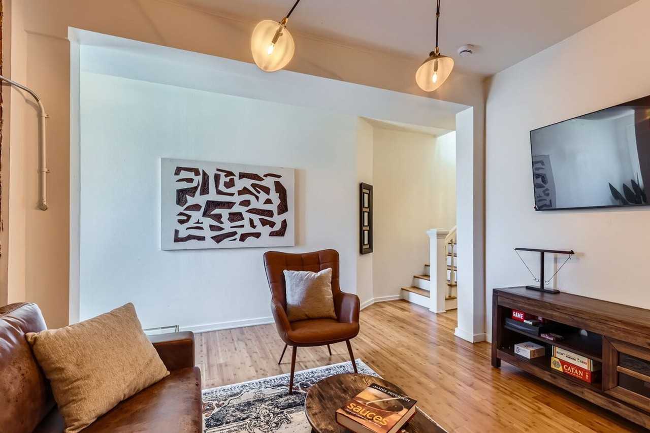 2925 Curtis St #1352698P - Photo 2 of 22