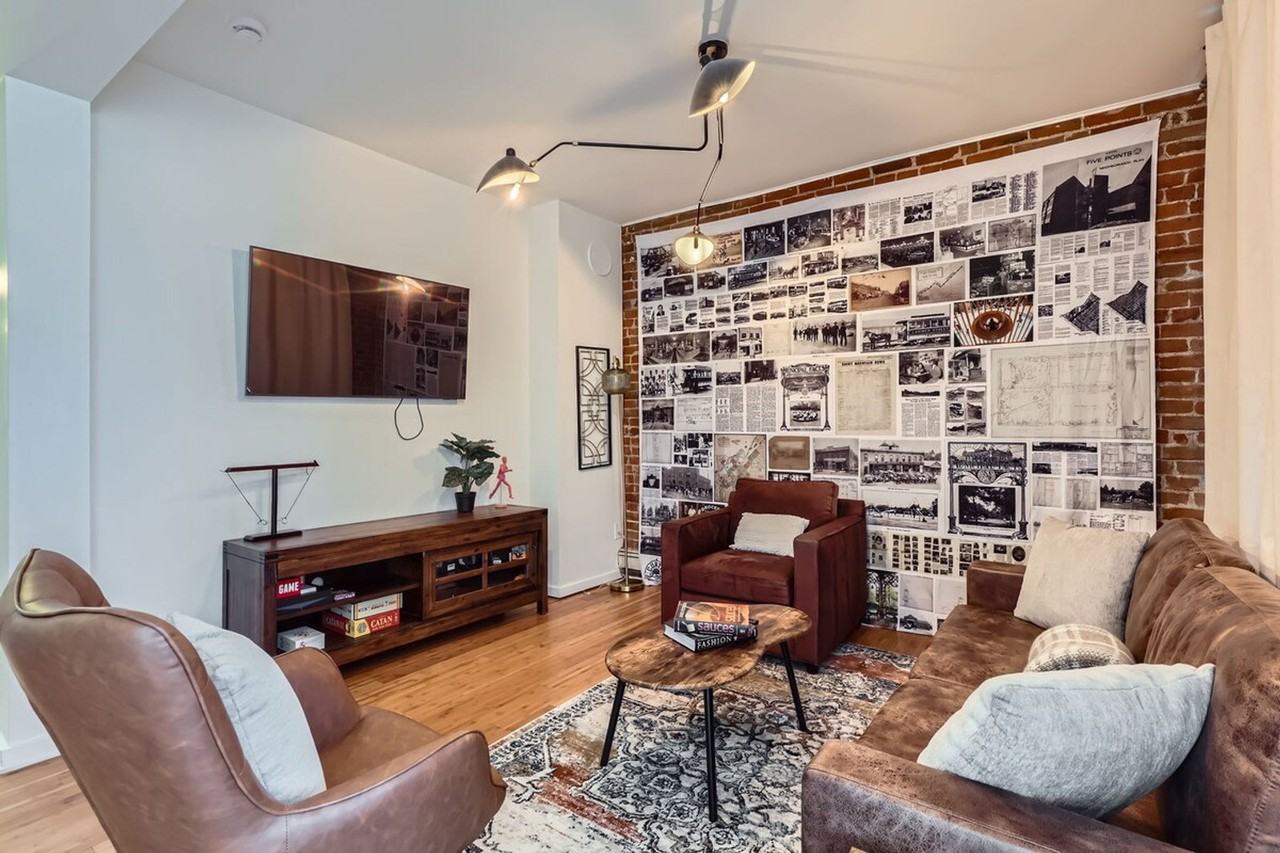 2925 Curtis St #1352698P - Photo 3 of 22