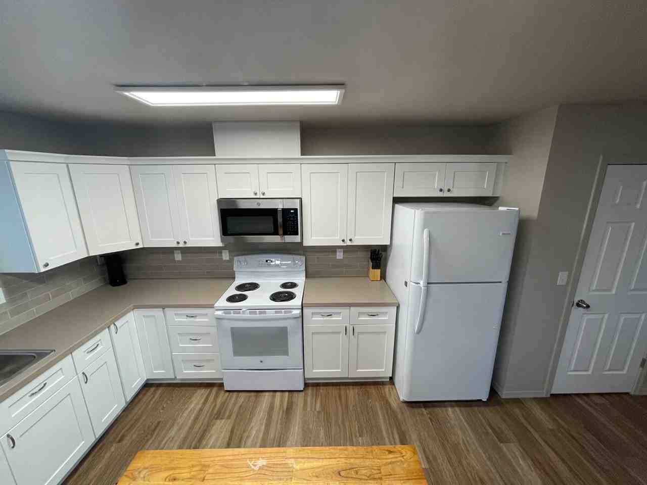 601 S Kent St #1324044P - Photo 7 of 26