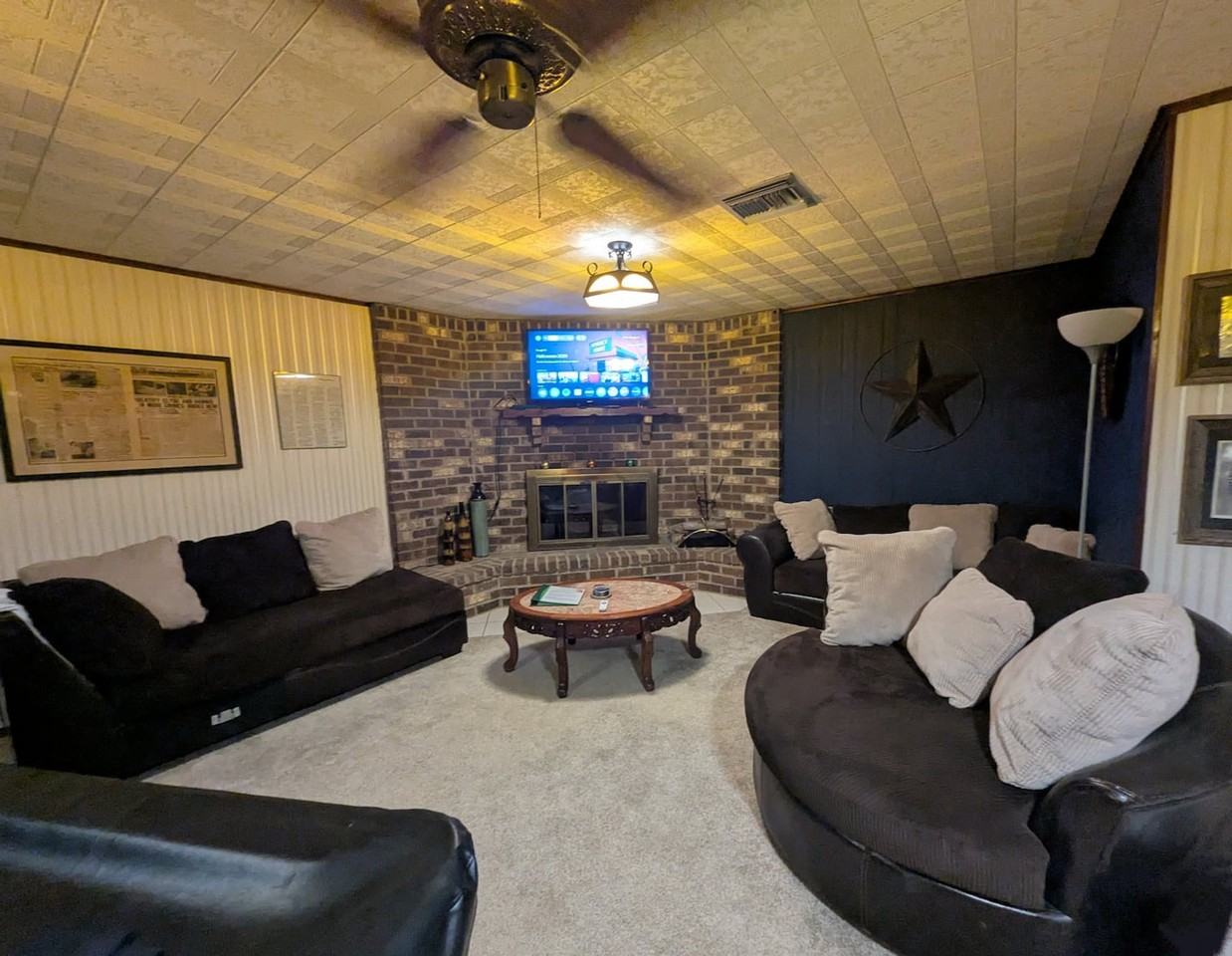 1815 Lee Miller Rd #1332854P - Photo 2 of 18