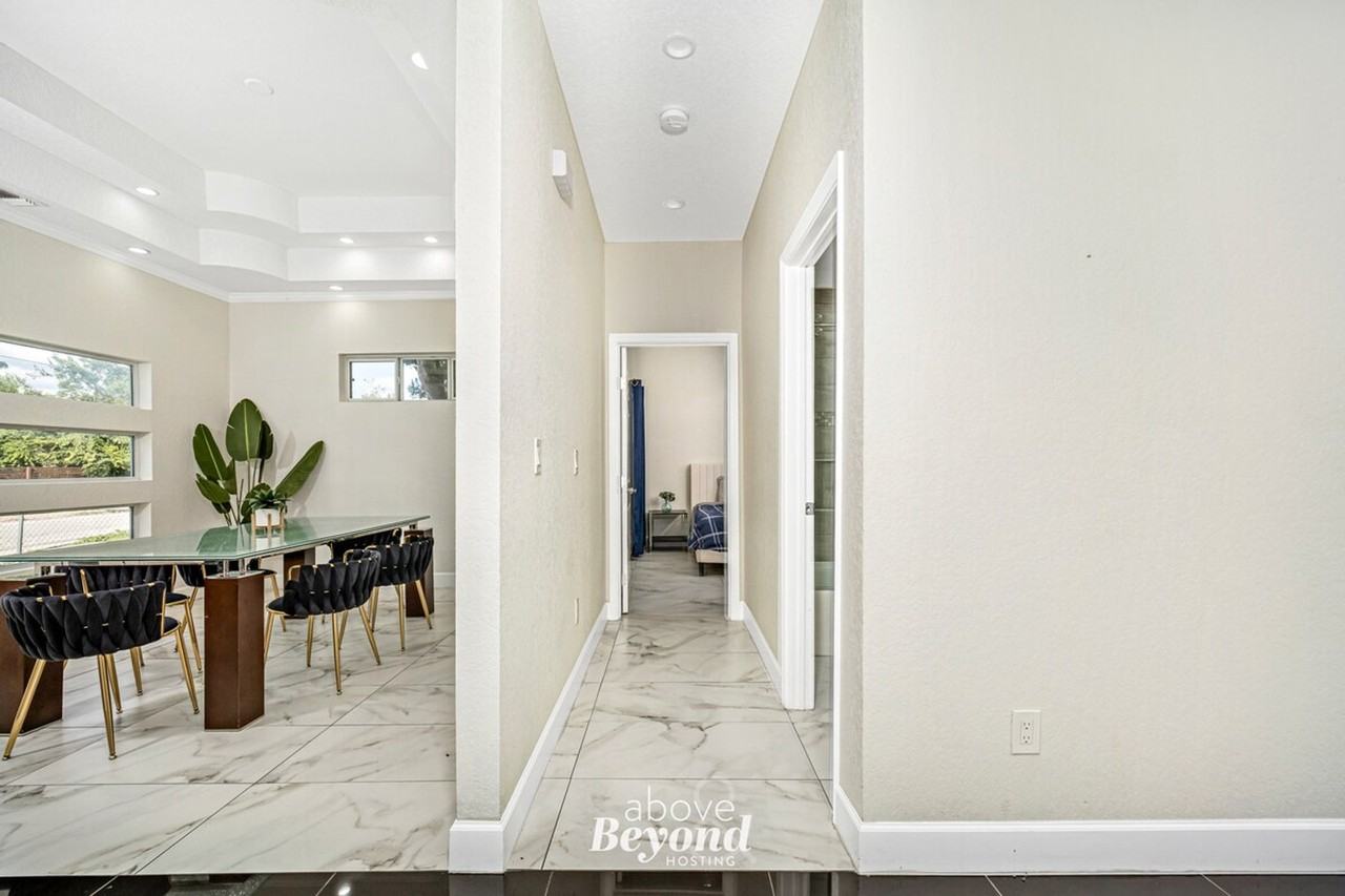 219 Utah St #1295583P - Photo 4 of 50