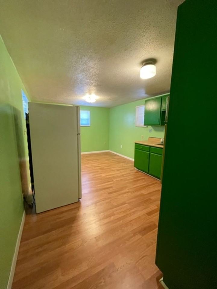 219 Defoe Cir - Photo 3 of 9