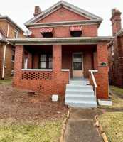 featured image of 2427 Sunset Boulevard