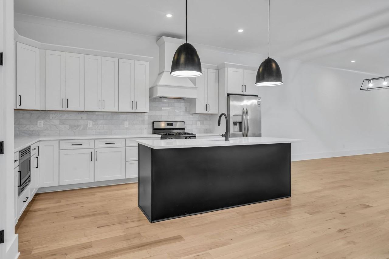 523 Wedgewood Avenue - Photo 7 of 40