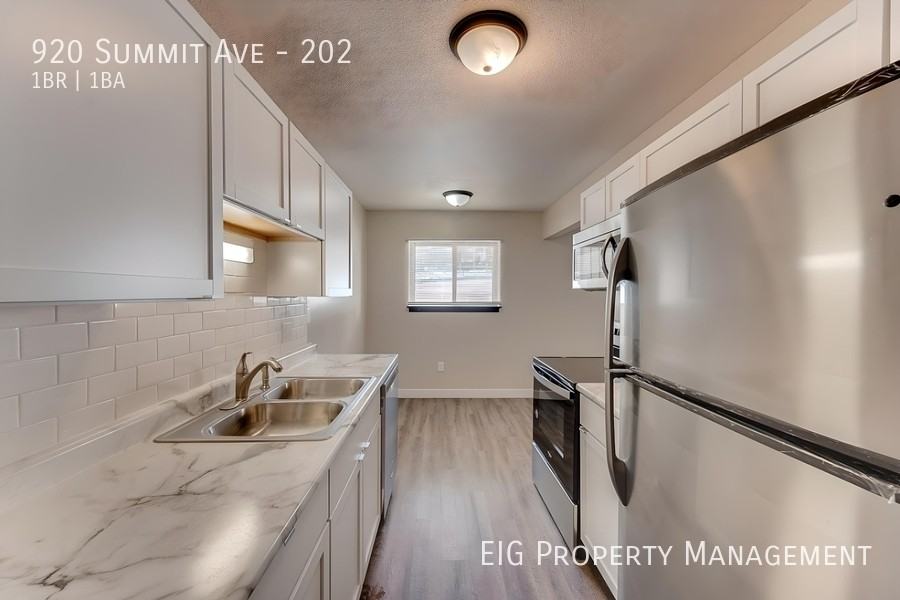 Summit Bryant - Photo 4 of 12