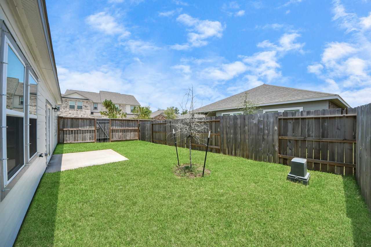 2011 Corsica Creek Lane - Photo 4 of 26