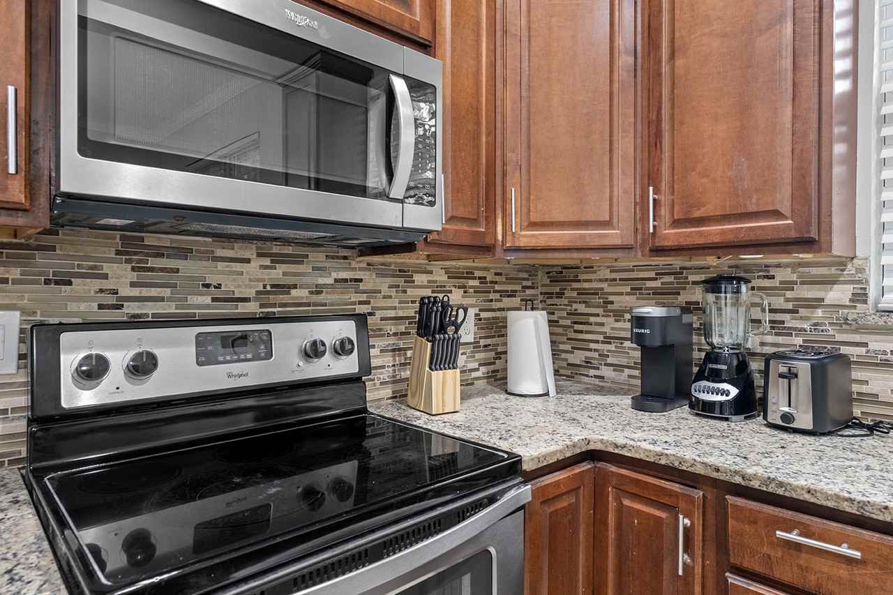 431 Arlington Road North - Photo 7 of 13