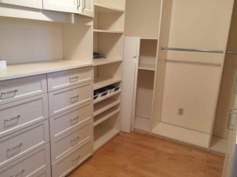 1377 Ardmore Drive - Photo 4 of 9