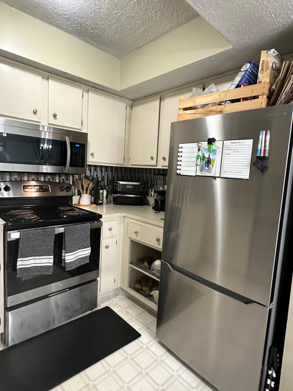 183 Blakeford Dr - Photo 7 of 14