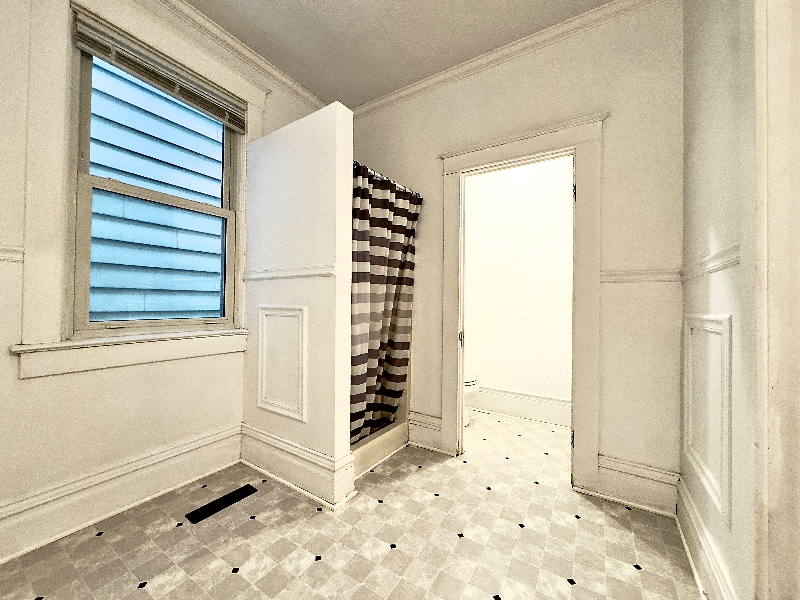 1248 Jackson Street - Photo 7 of 11