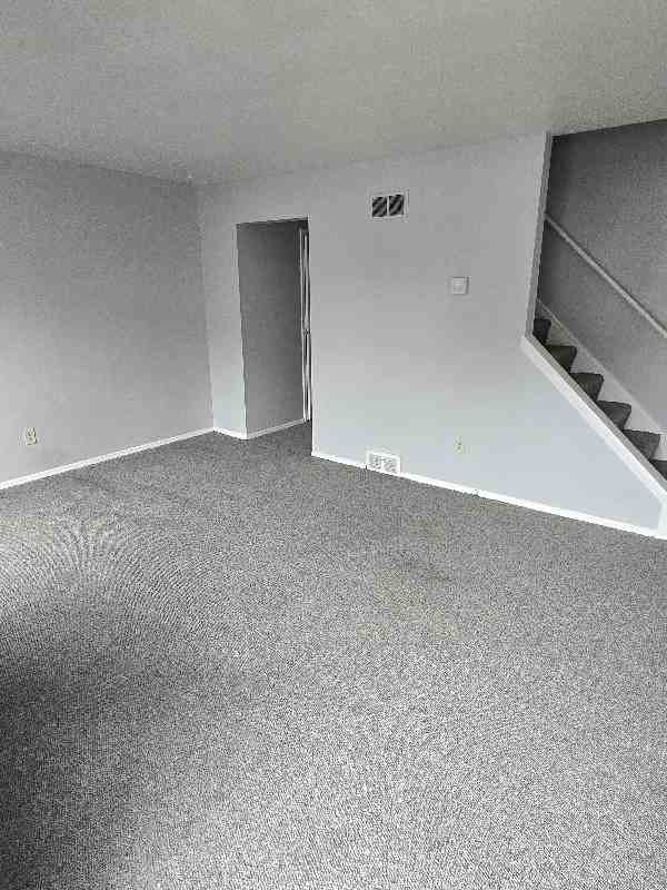 7037 Paxton Rd - Photo 2 of 19