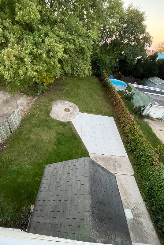 1036 W 4th St #1 - Photo 5 of 25