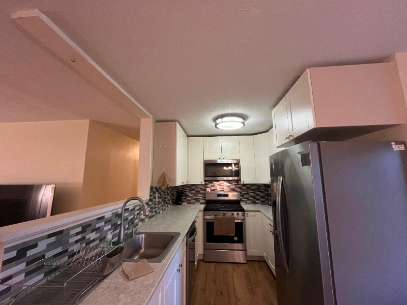 2216 Delaware Dr - Photo 6 of 20