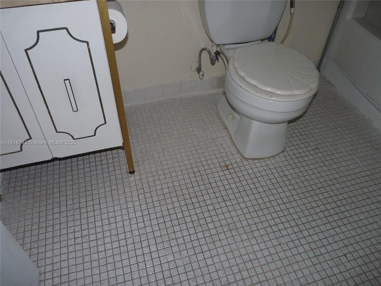 14415 N Kendall Dr #14415311G - Photo 2 of 20