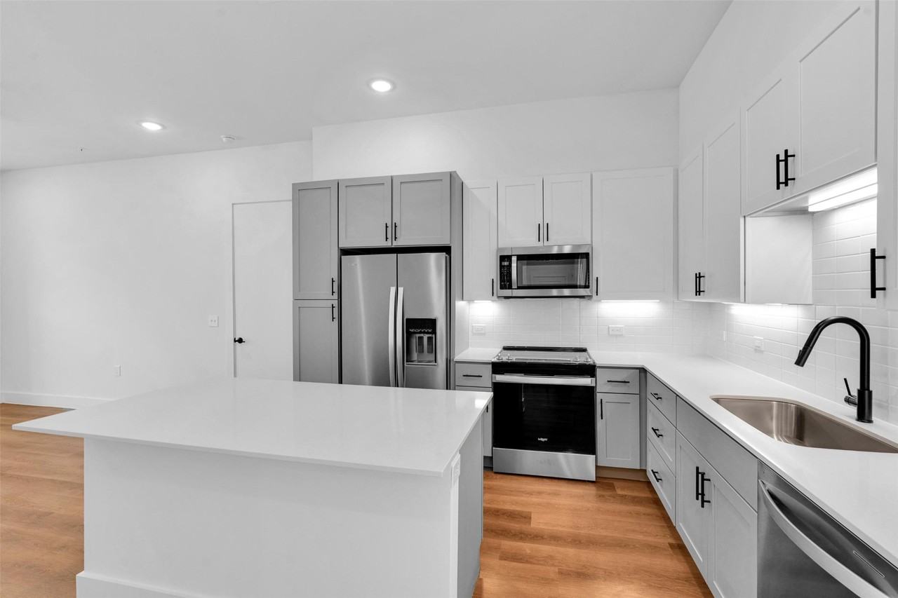 1354A Izzy Ln #1354 - Photo 3 of 38