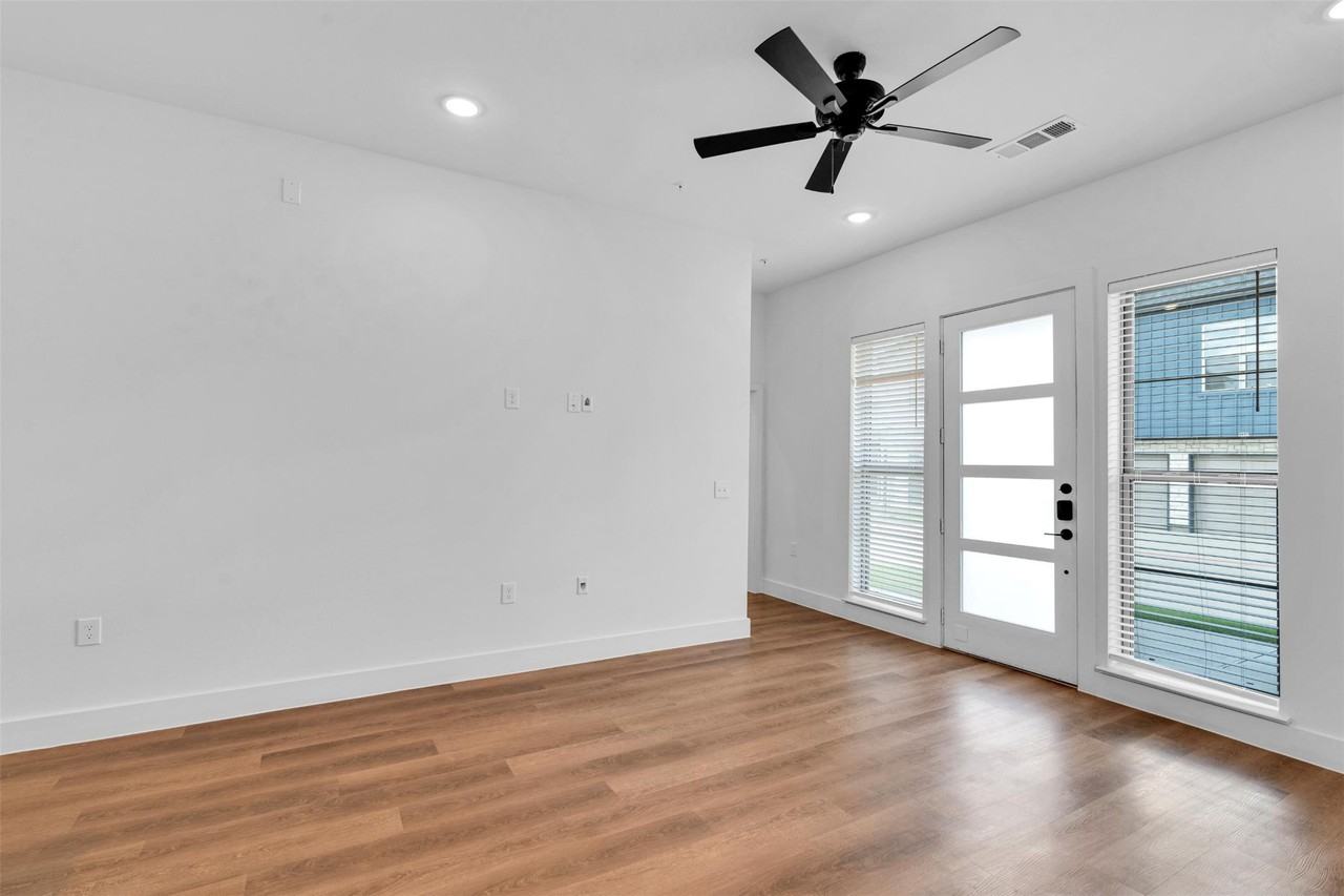 1354A Izzy Ln #1354 - Photo 5 of 38