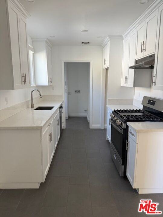 6654 Aldea Avenue #6654 - Photo 3 of 16