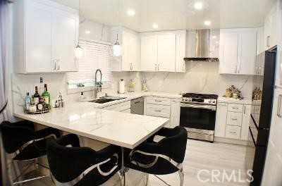 21015 Gresham Street #21015 - Photo 7 of 19