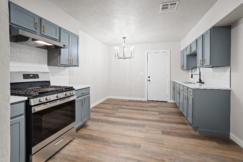 252 Nw 84th St - Photo 4 of 14