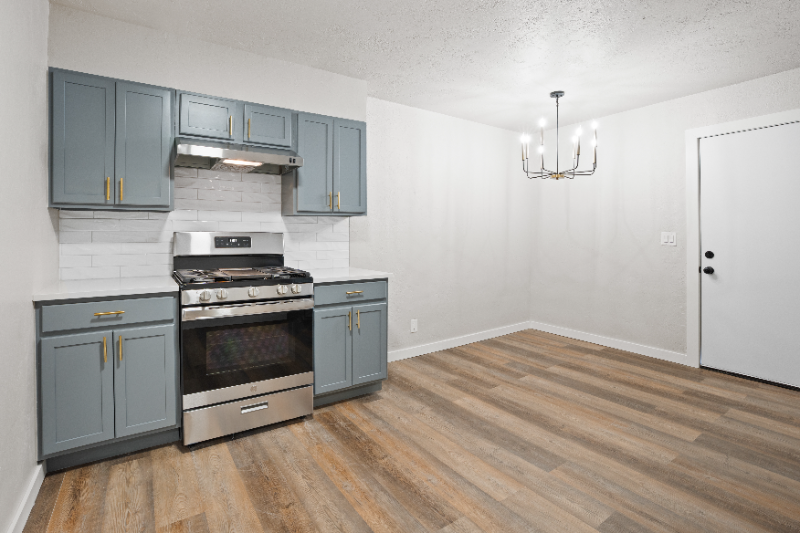 252 Nw 84th St - Photo 5 of 14