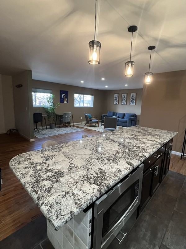 355 Gray St - Photo 4 of 14