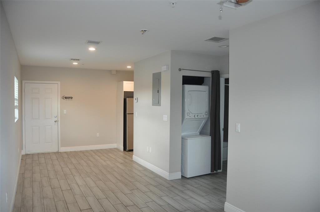 1216 Nw 6th Ct #1216-4 - Photo 3 of 15