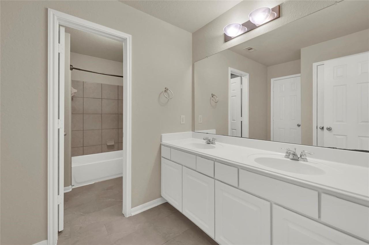 19739 Atherton Bend Lane #19739 - Photo 2 of 23